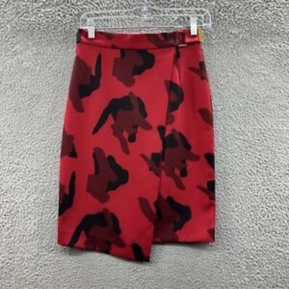 H&M Skirt Women's 6 Red & Black‎ Animal Print Wrap Skirt Ladies 6